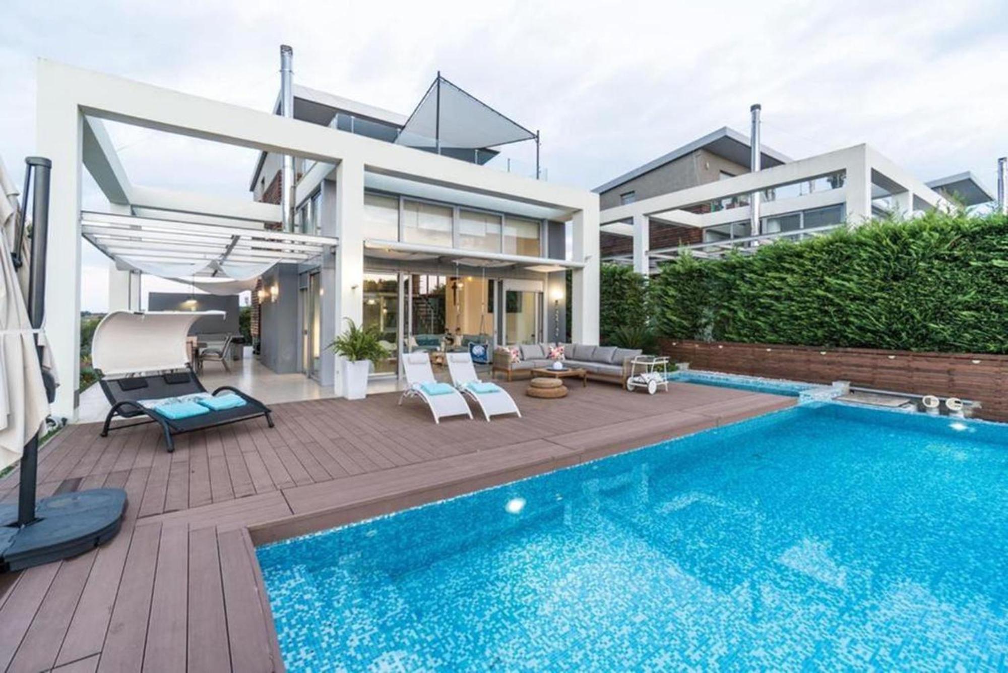 Island Villa Sani Sea View Exterior photo